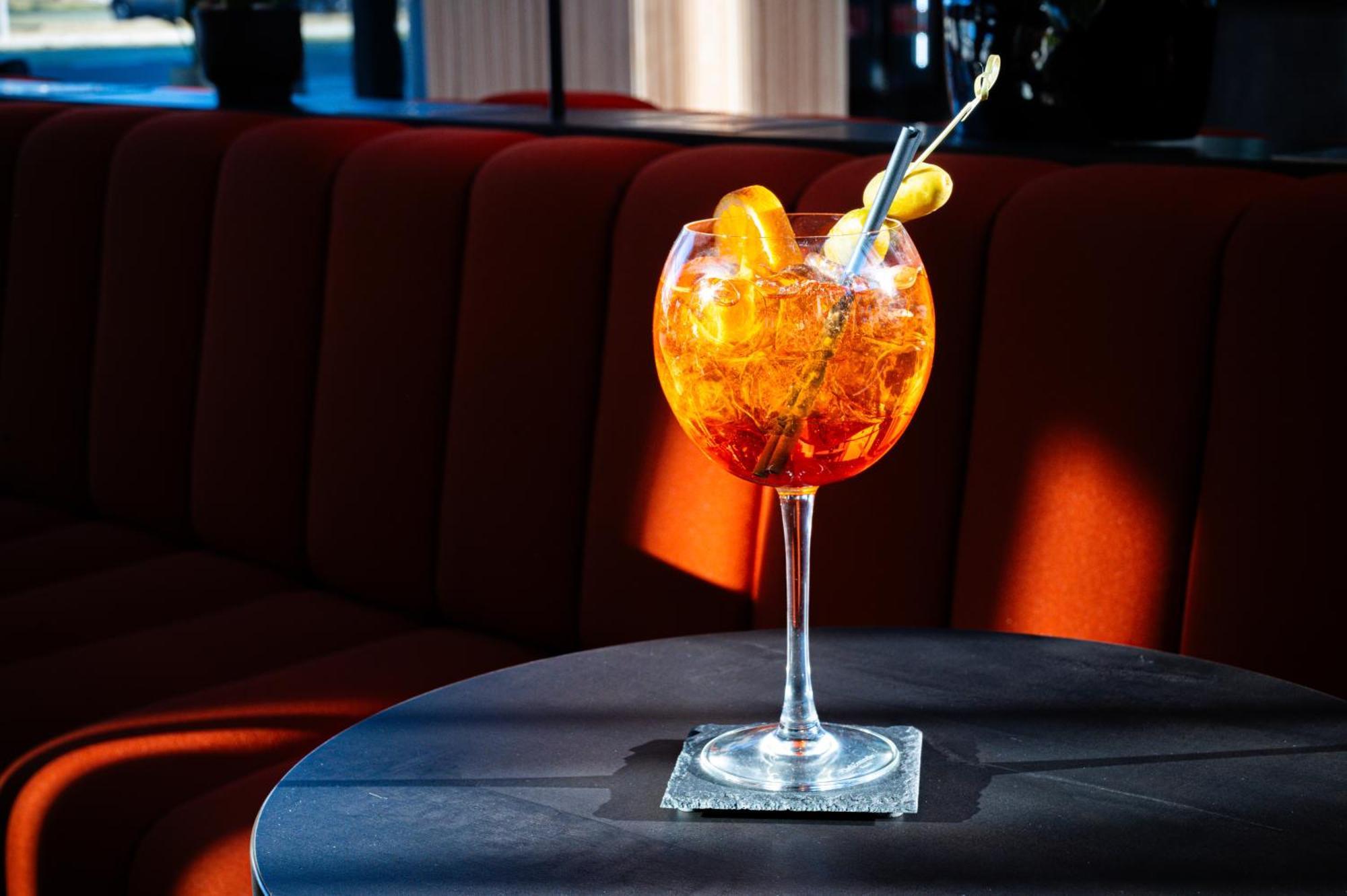 Tribe Milano Malpensa Hotel Vizzola Ticino Exterior photo