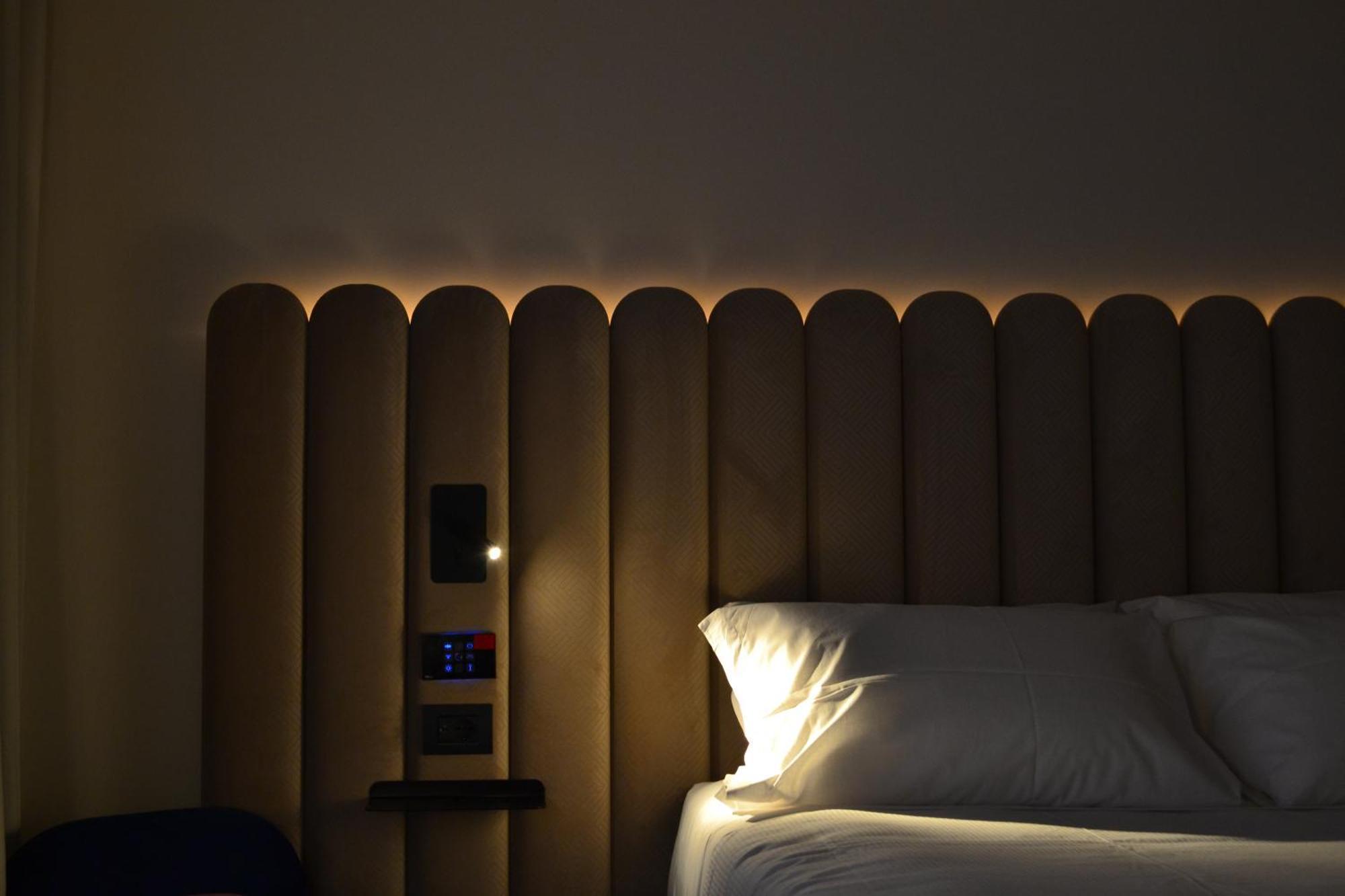 Tribe Milano Malpensa Hotel Vizzola Ticino Exterior photo